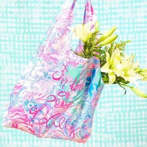 ✨NIP Lilly Pulitzer Packable Tote bag -Blue Peri